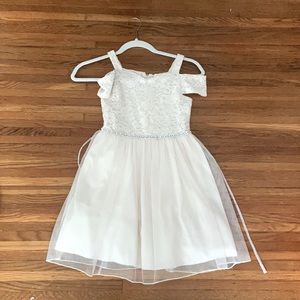 Kids dress.